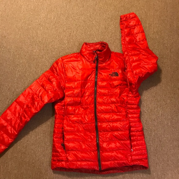 The North Face Other - Men’s red thermal ball North face Puffer
